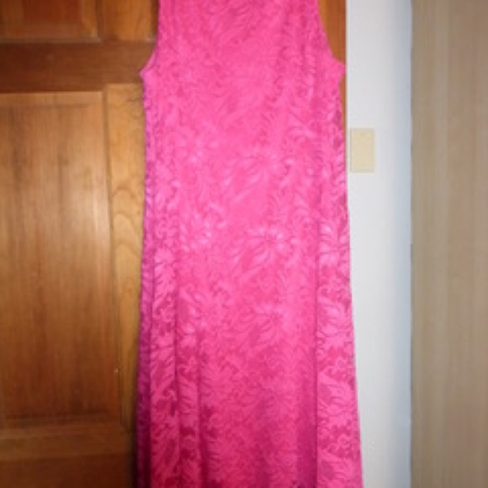 JM lace keyhole dress